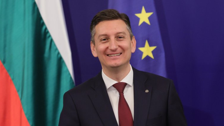 Държавата влиза в Discord: Министерството събира идеи за цифрови услуги