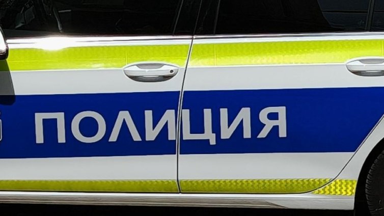 Криминално проявен открадна кола в Несебър