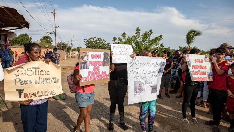 "Добре дошли в ада": Пет месеца във венецуелски затвор