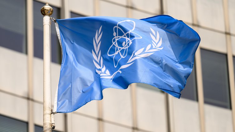 МААЕ: Няма непосредствена опасност за Запорожката АЕЦ
