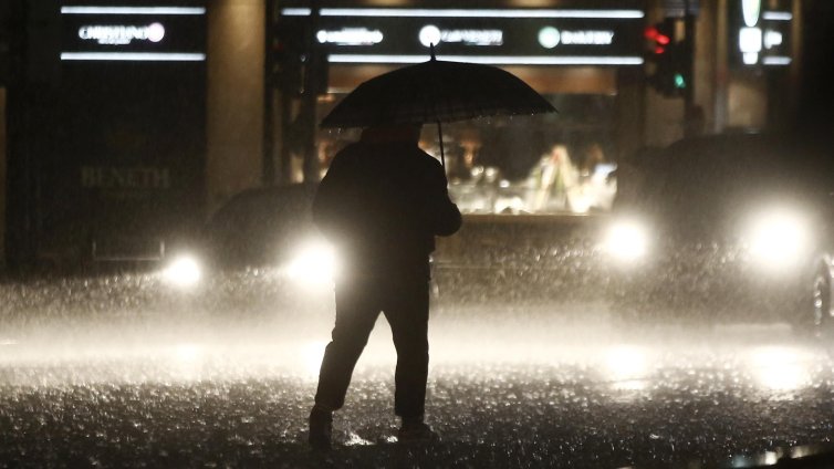 Две жертви на бурята в Гърция