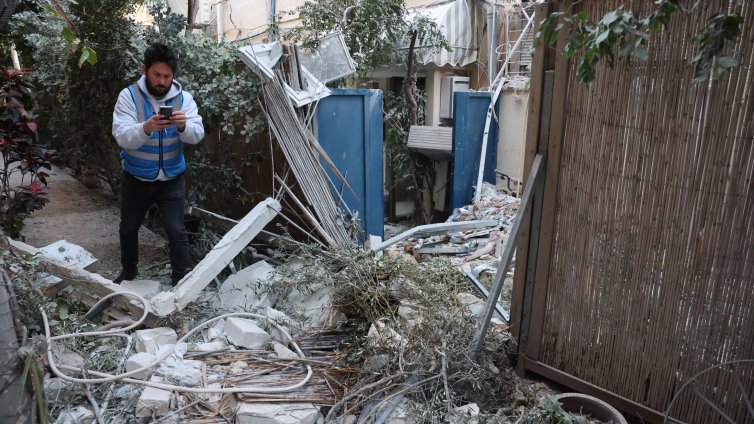 Израел започна нова вълна от удари в Иран и Ливан