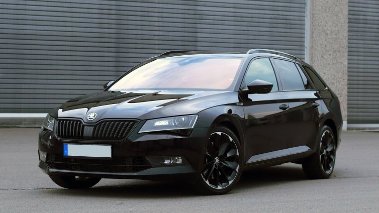 Кои са 11-те коли, които харчат най-малко гориво на магистрала?