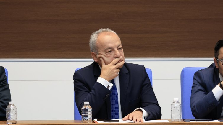 Гълъб Донев: Еврото не е виновно за цените, правителството не успя да овладее спекулата