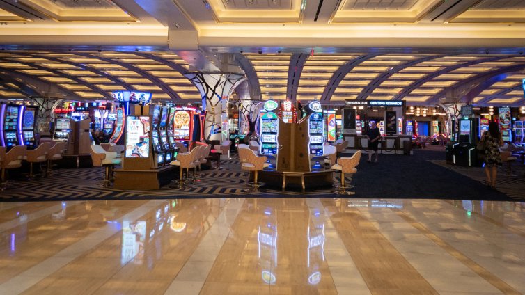 Рестрикции срещу хазарта: Защо забраната на икономически сектор не е решение?