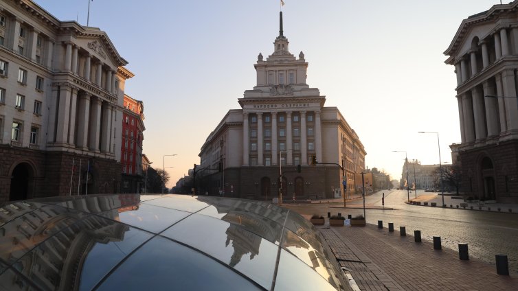 ПП-ДБ ще внесат вота на недоверие към кабинета "Желязков" 