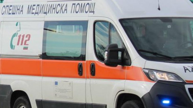 Пешеходец, ударен от линейка в Симеоновград, е починал на път за болницата