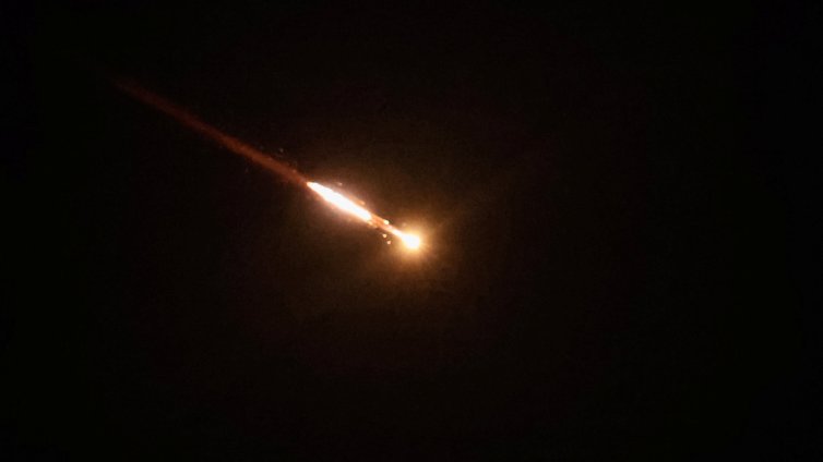 Иранска атака повреди US самолети, поне 10 военни са ранени