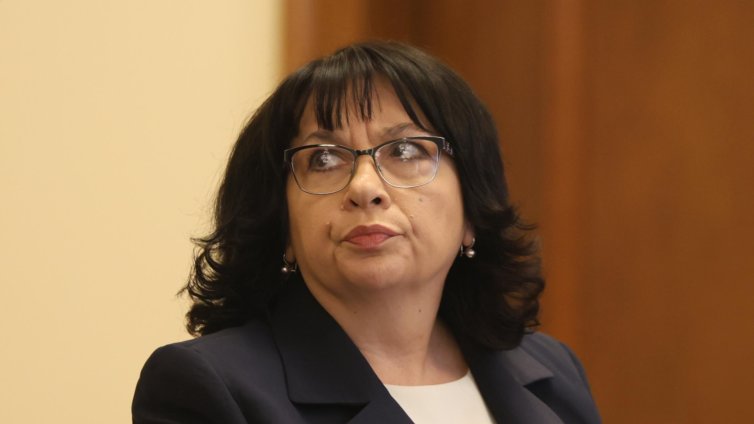 Петкова: В тази кампания участват всички, искаме да бъдем близо до хората