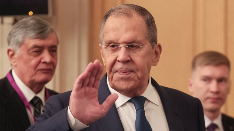 Лавров отрича за телефонен разговор между Путин и Зеленски
