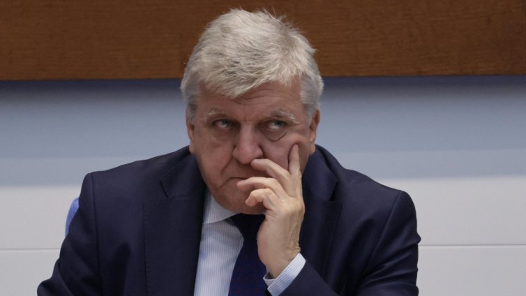 Манол Генов с атака по Борислав Сандов заради "Петрохан": Оплете се в думите си