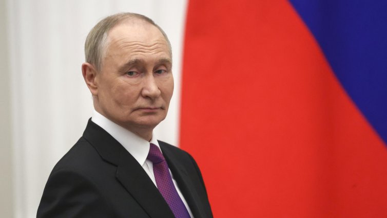 Лош месец за Владимир Путин, ядрените му заплахи също остаряват