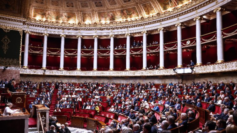  Националното събрание на Франция каза "стоп" на пенсионната реформа