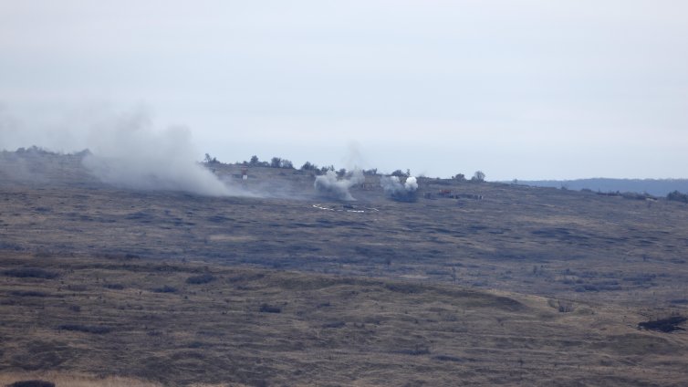 Защо американският флот потапя собствените си военни кораби като предупреждение към Русия и Китай?