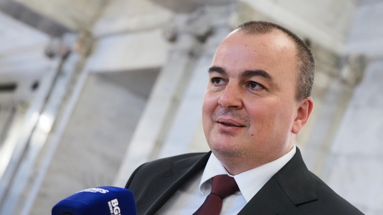 Абровски: Проблемът с цените не е от днес, системата за доставки е счупена
