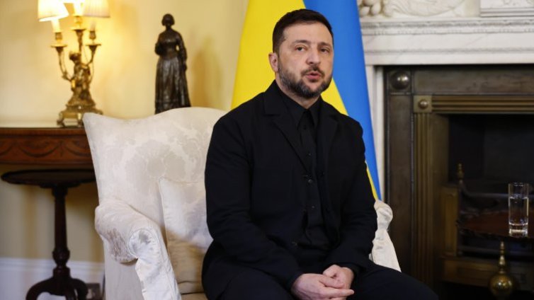 Зеленски налага санкции срещу хора, работещи за руската военна промишленост