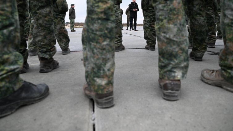 Защо Холандия купи 30 противодронови системи Rheinmetall Skyranger?