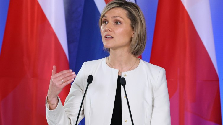 Исландия ще проведе референдум за членство в ЕС през следващите месеци