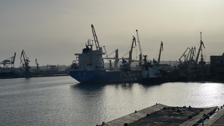 Рибар се удави в района на Морската гара в Бургас