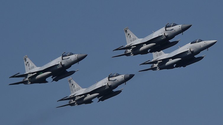 Как Пакистан разбива монопола на Великите сили върху въздушната мощ?