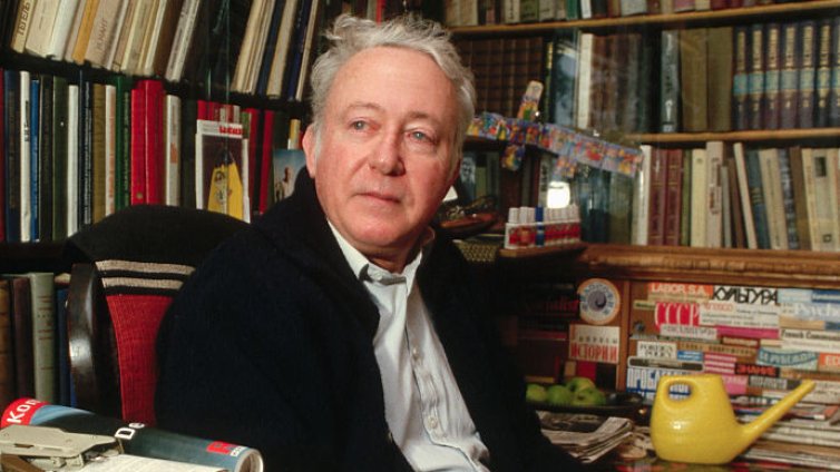 Биографът на Путин Рой Медведев почина на 101-годишна възраст