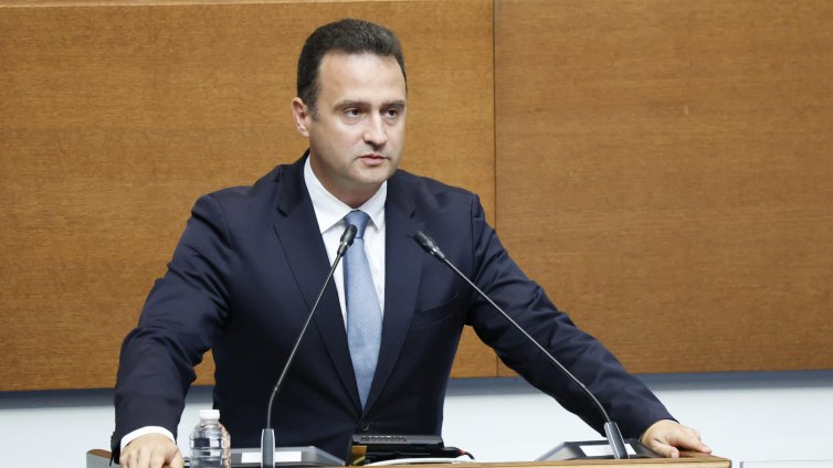 Детските градини и училищата са с приоритет при ремонта в "Дружба 2"