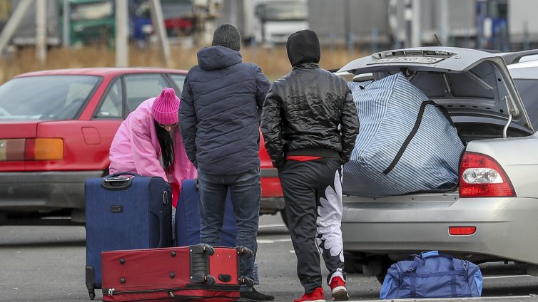 Казахстан "гони" руснаци, избягали от войната в Украйна