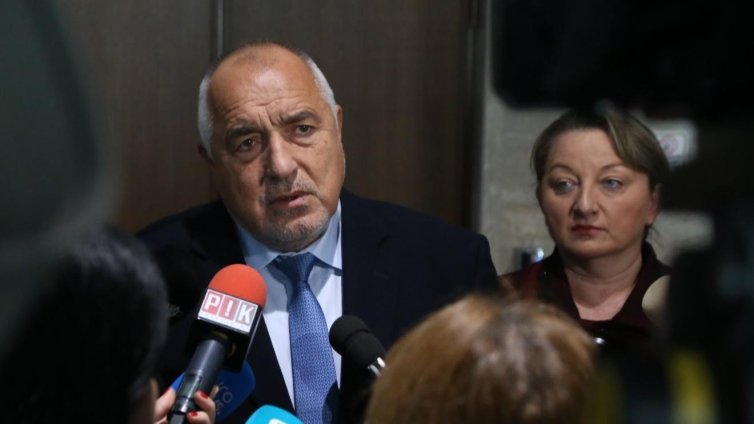 Борисов смъмри Йотова и настоя веднага да се назначи служебен премиер 