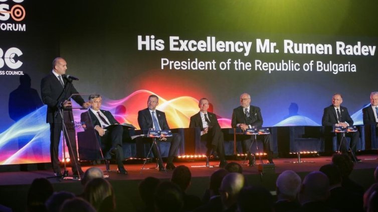 Радев: Надявам се преговорите за мир в Украйна да се ускорят