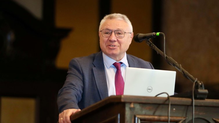 Шаламанов: Прелитането на руския самолет е прецедент