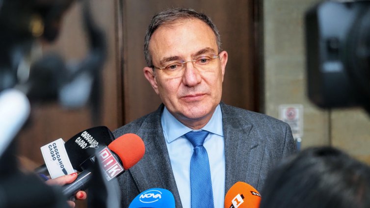 Гуцанов: Пенсионната възраст не трябва да се пипа по никакъв начин
