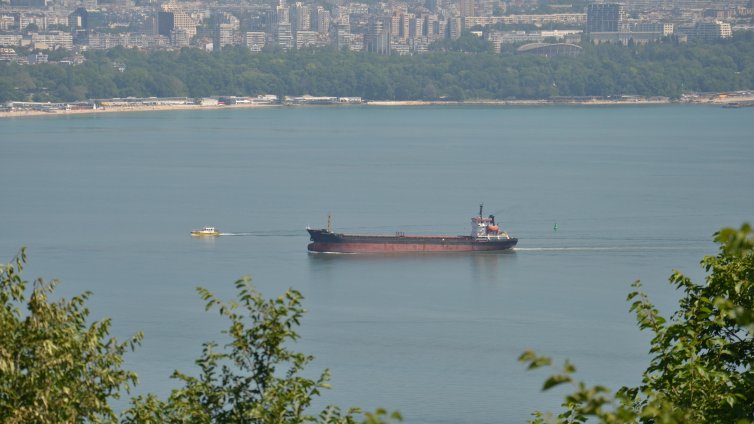 Силен старт на летния сезон във Варна