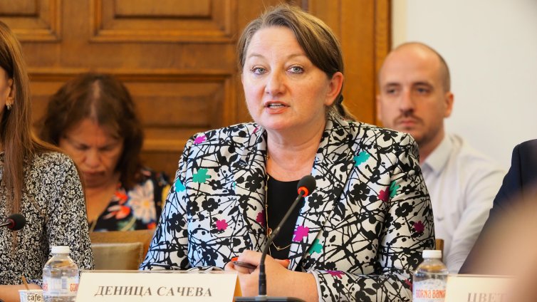 Сачева: Ще бъдат взети най-строги мерки за спекула