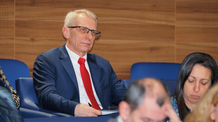 Акад. Николай Денков: Не е сега моментът за вот на недоверие