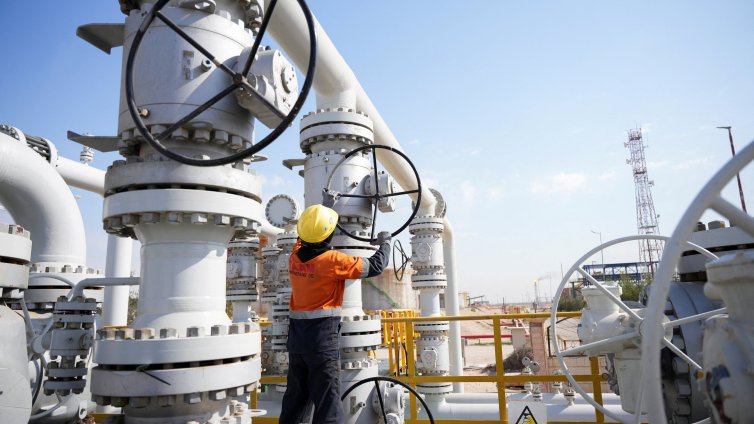 Страните от Г-7 ще проведат извънредна среща заради петрола