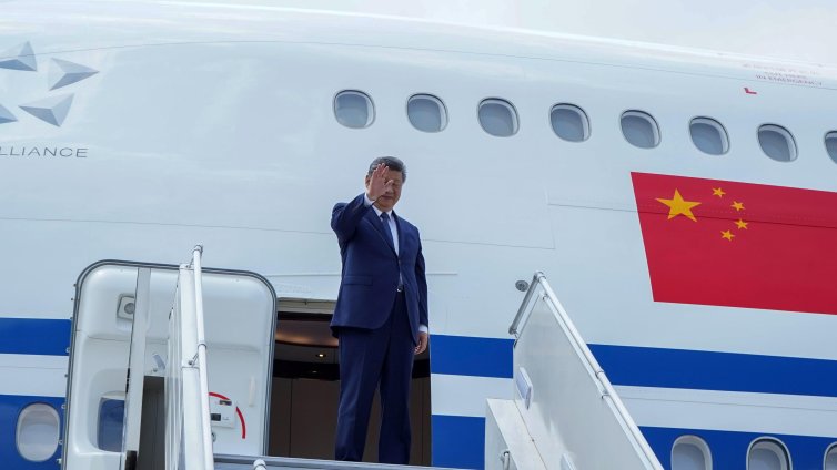 Китай настъпва в Централна Азия: Русия губи позиции на оръжейния пазар