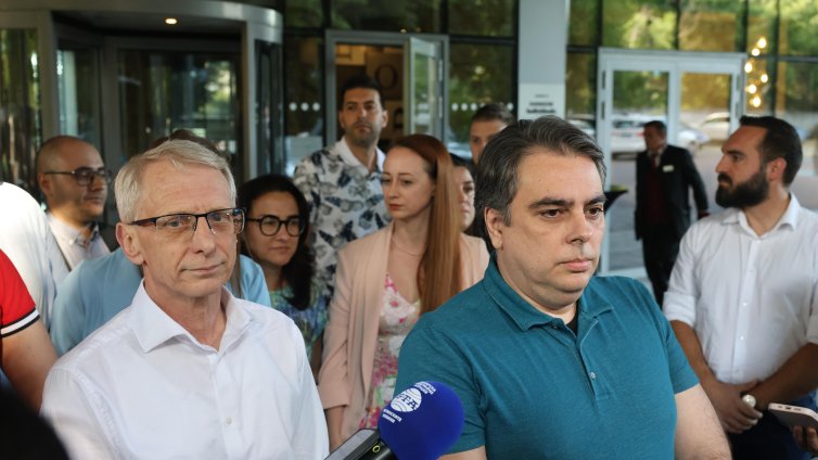 ПП ще иска вот на недоверие, предлагат три теми на ДБ