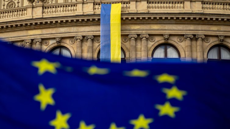 Европа е готова да изпрати войски в Украйна за спазване на мирната сделка 