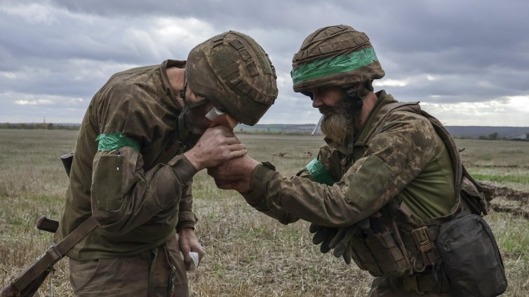 За първи път: Украйна евакуира ранен войник с тежък дрон в 75-минутна мисия