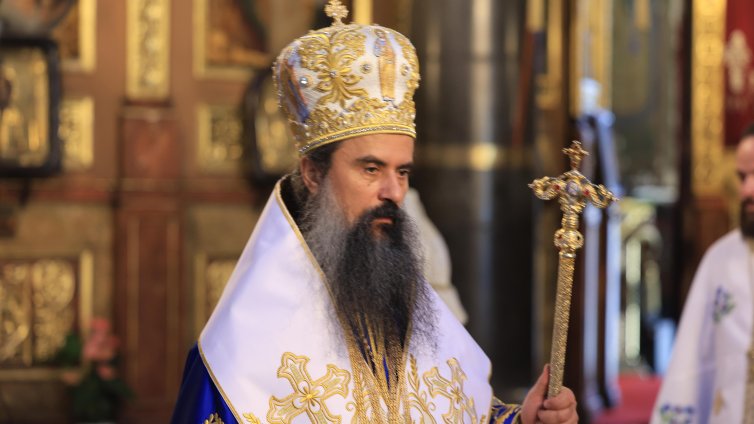 Патриарх Даниил ще отслужи водосвет на езерото Бъбрека в Рила