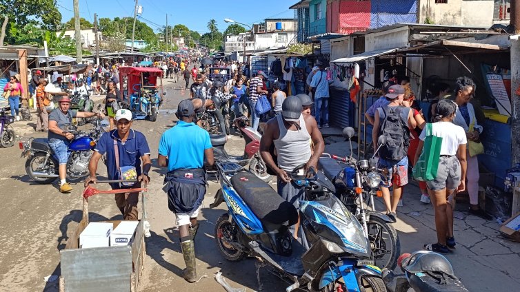 Куба пред криза: Как свалянето на Мадуро я доближава до колапс