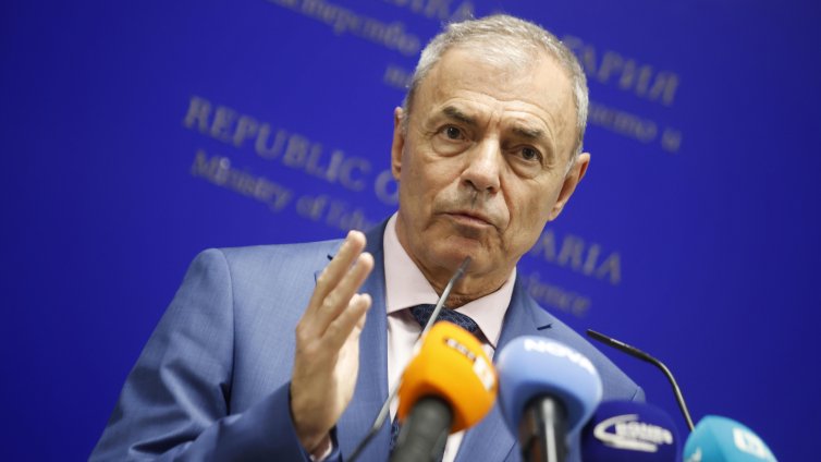 Игнатов: Понеделникът след изборите ще бъде присъствен