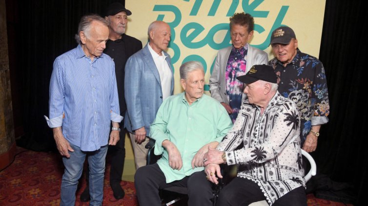Отиде си Брайън Уилсън, основал Beach Boys