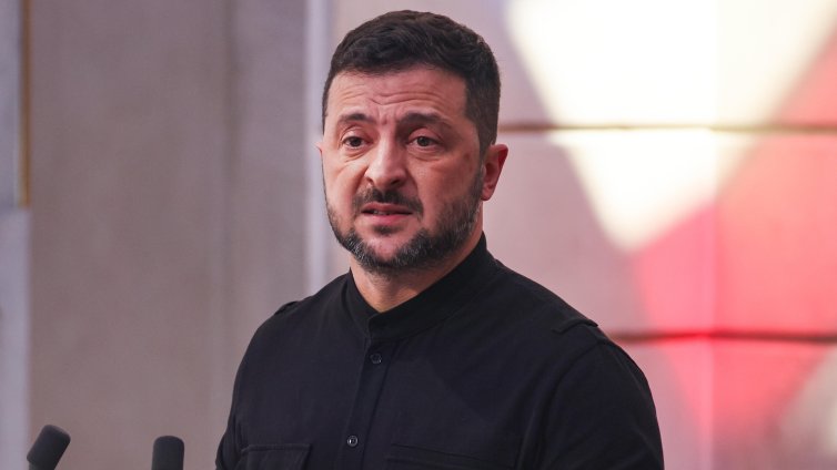 Зеленски: Русия готви две тежки настъпателни кампании в Украйна