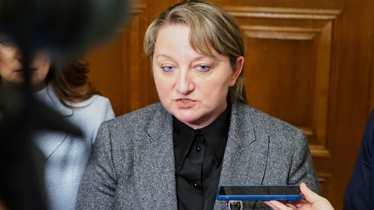 Сачева: Промените в КСО ще доведат до по-висока доходност на пенсиите от втори стълб