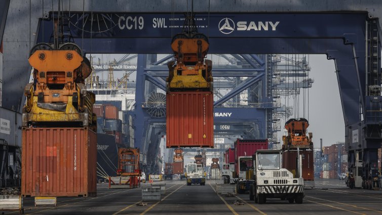 Защо Китай не се страхува от търговска война с Тръмп?