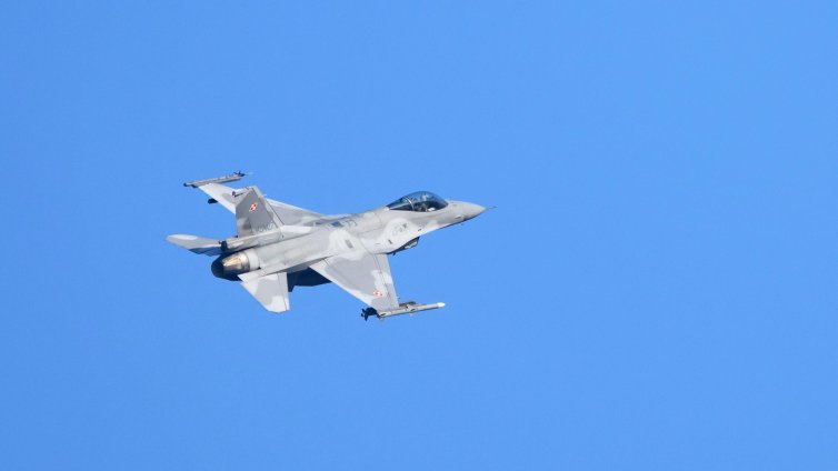 Полски изтребители са ескортирали руски самолет на разузнавателен полет 