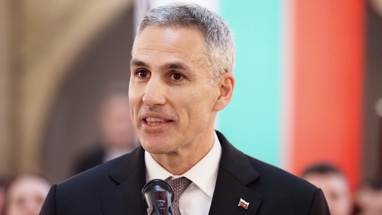 Гюров за напускането на Кандев: Цената на поста не бива да е послушание