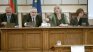 Каса не е напускала парламента, сигурна е Цачева 