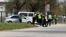 Двама задържани за кредитна измама за 49 000 евро